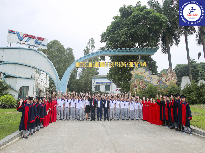 Trường Cao đẳng Ngoại ngữ và Công nghệ Việt Nam